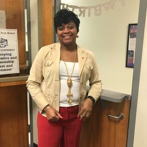 Meet your Posher, Sandra